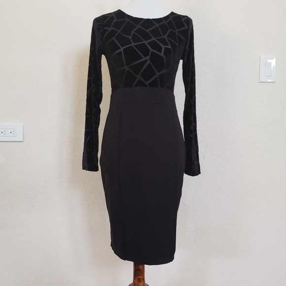 Fashion Nova Dresses & Skirts - Fashion nova Black long Sleeve Dress.